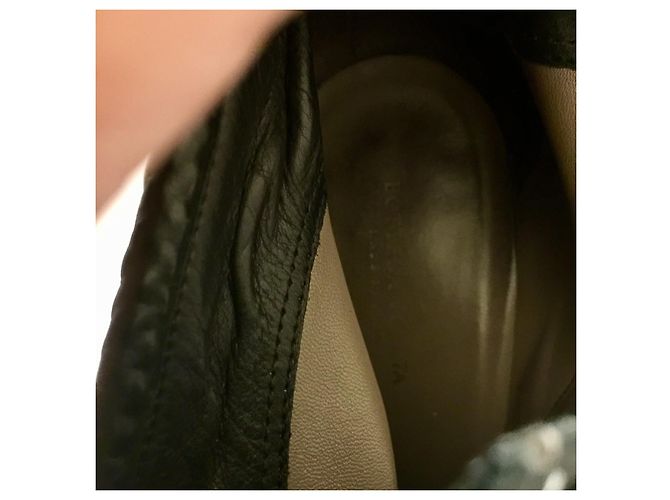 Bottega Veneta Botines negros de piel de becerro con cremalleras laterales - vista 10