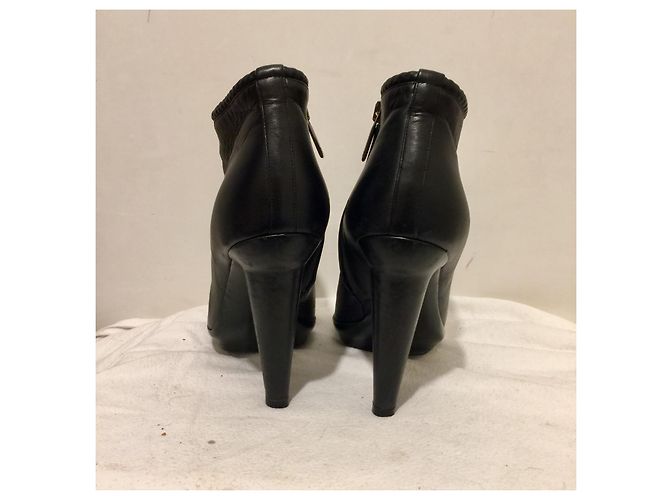 Bottega Veneta Botines negros de piel de becerro con cremalleras laterales - vista 5