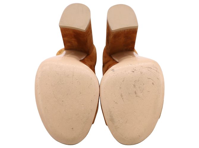 Gianvito Rossi Brooklyn Peep-Toe Stiefeletten aus braunem Wildleder - Ansicht 5