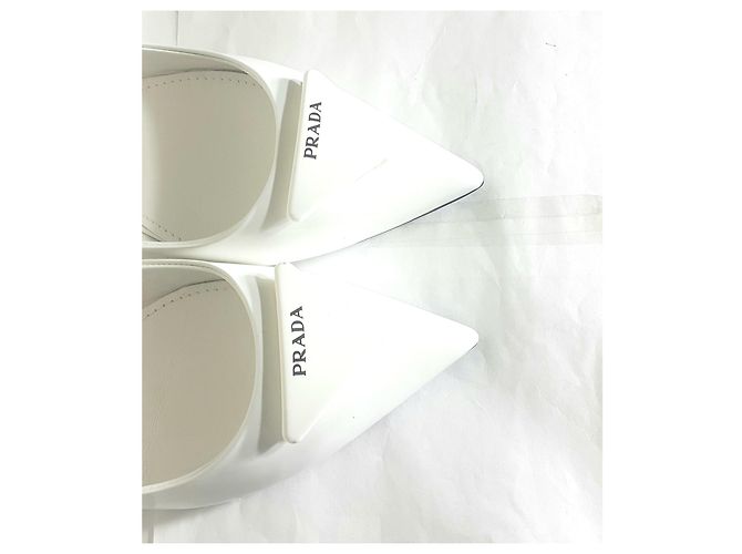 Sandalias Prada de charol blancas talla 39 Blanco - vista 3