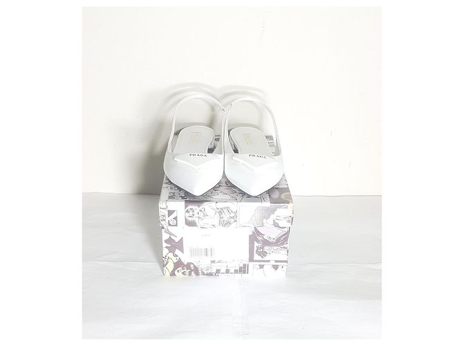 Sandalias Prada de charol blancas talla 39 Blanco - vista 6