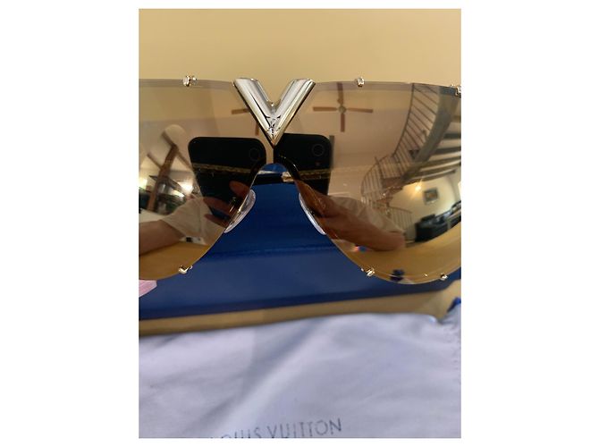 Louis Vuitton autista D'oro - vista 3