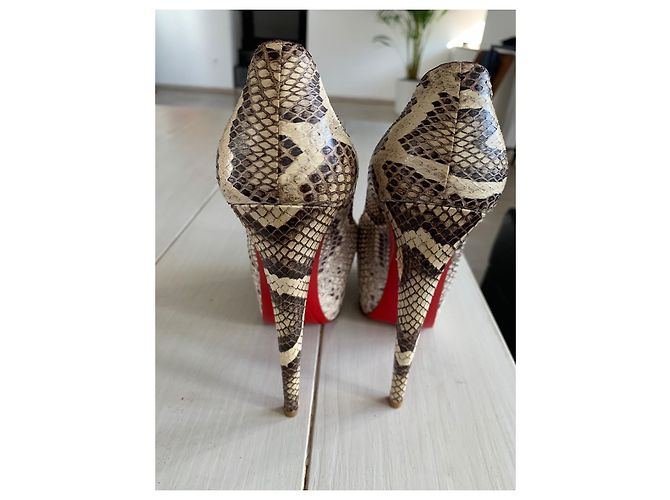 Christian Louboutin Daffodile Python Pumps Grau - Ansicht 3