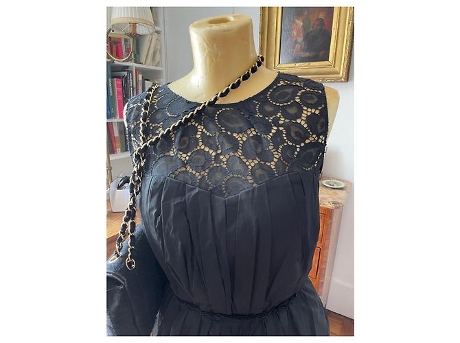 Nina Ricci Schwarzes Cocktailkleid - Ansicht 2