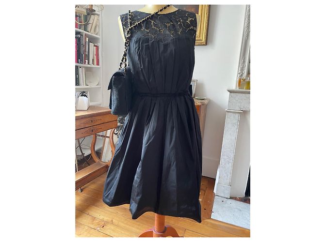 Nina Ricci Schwarzes Cocktailkleid - Ansicht 4