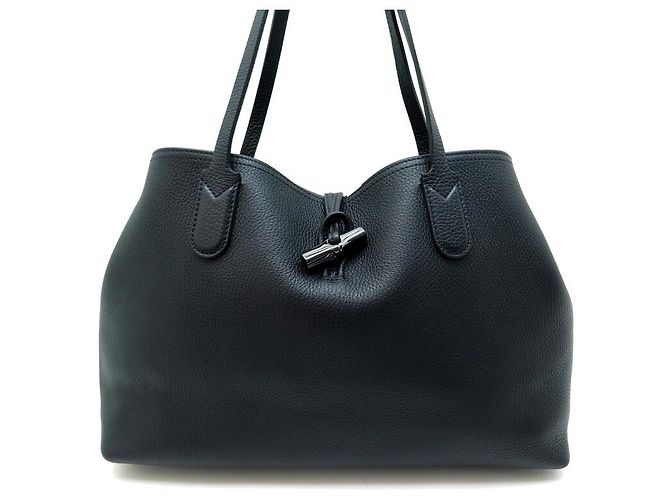 NOVA BOLSA LONGCHAMP ROSEAU ESSENTIAL M + BOLSA EM COURO GRAINADO PRETO - vista 2