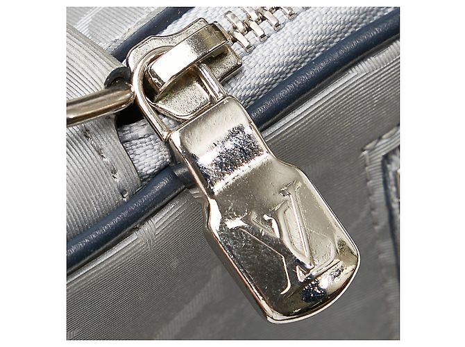 Louis Vuitton Grey Monogram Satellite Alpha Clutch Nero Grigio - vista 8