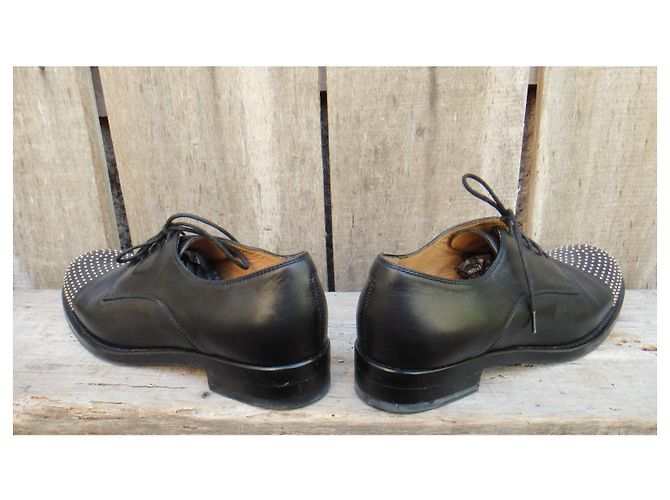 Derby Gucci in pelle nera con punta borchiata 38 IT Nero - vista 2