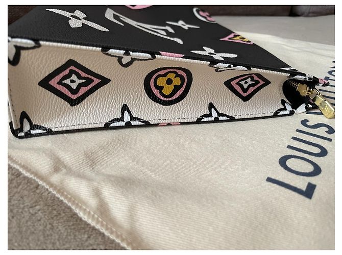 Neceser Louis Vuitton 26  colección salvaje de corazón Nuevo Negro - vista 6