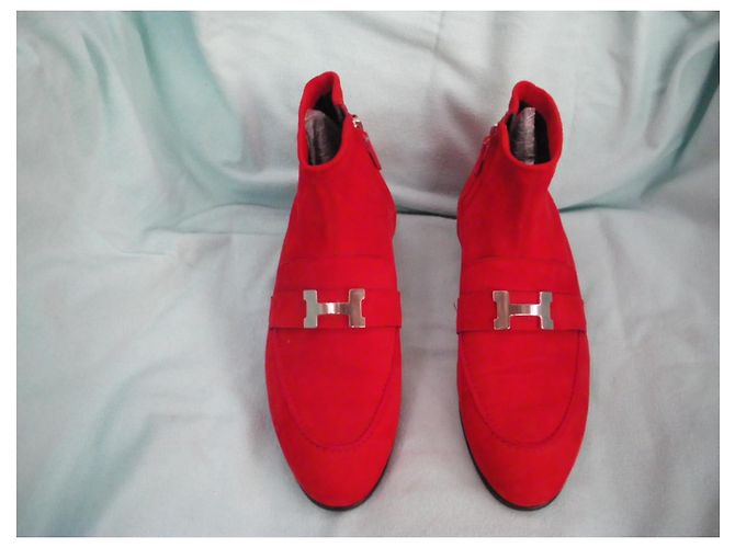 Botines Hermès Saint Honoré de piel de ciervo roja - vista 2