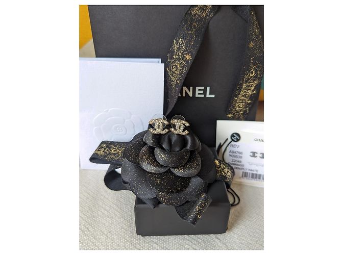 Chanel CC E18V Logo Classic Pearl Crystal GHW Pendientes caja recibo Dorado - vista 4