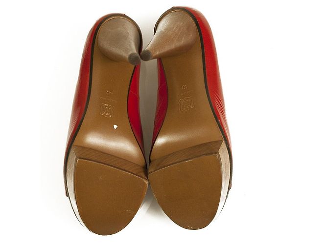 Lanvin Rot Lackleder Holzabsatz Plattform Peep Toe Pumps Schuhgröße 40 - Ansicht 3