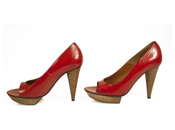 Lanvin Rot Lackleder Holzabsatz Plattform Peep Toe Pumps Schuhgröße 40 - Ansicht 4