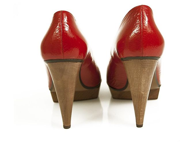 Lanvin Rot Lackleder Holzabsatz Plattform Peep Toe Pumps Schuhgröße 40 - Ansicht 7