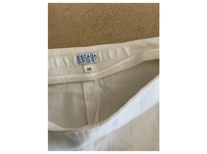 Pantalones blancos Escada Sport Sharon de algodón - vista 2