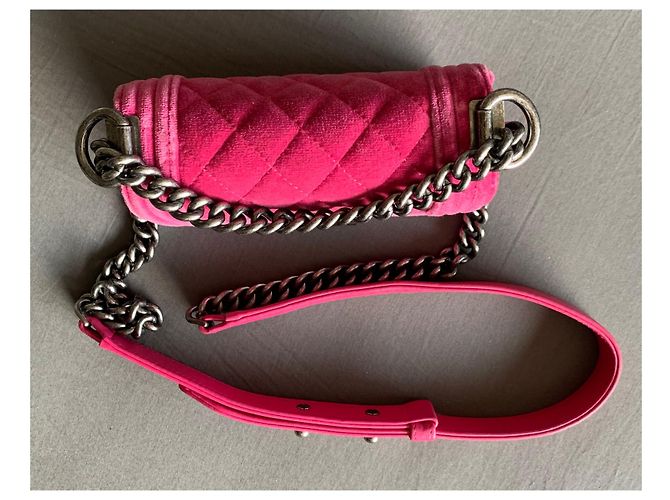 Borsa Chanel Boy Nano in velluto fucsia Fuschia - vista 3