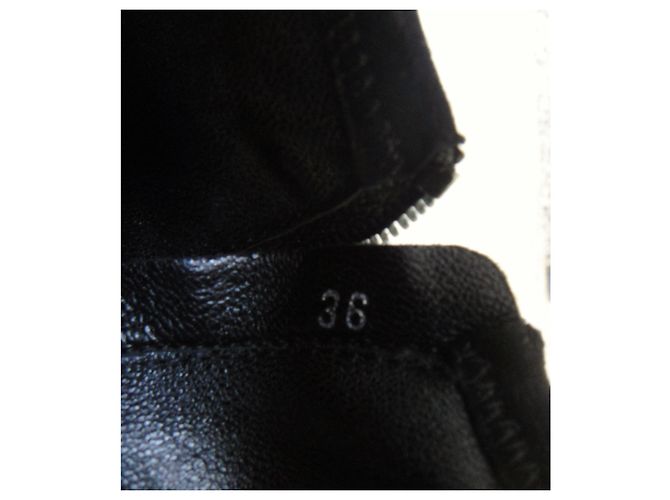 Stivaletti Prada in scamosciato nero 36 IT - vista 6