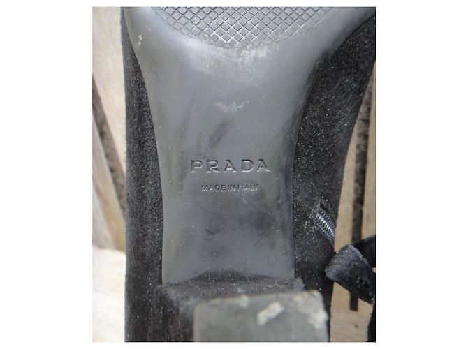 Stivaletti Prada in scamosciato nero 36 IT - vista 8