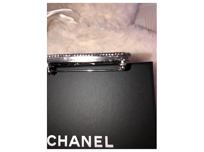 Spilla Chanel con cabochon multicolore - vista 4