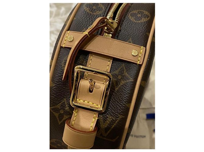 Louis Vuitton Boîte Chapeau Souple Monogram Canvas Borsa Beige - vista 10