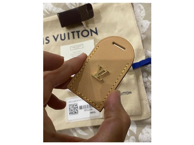 Louis Vuitton Boîte Chapeau Souple Monogram Canvas Borsa Beige - vista 8