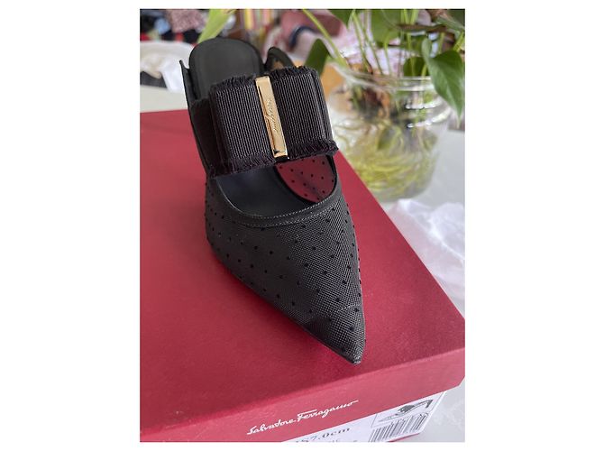 Salvatore Ferragamo Mules Zelda Ferragamo Nero - vista 3