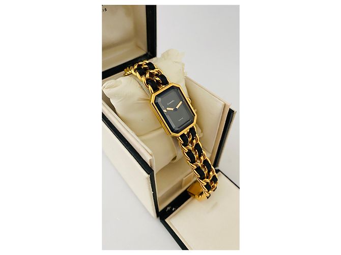 Première Chanel prima D'oro - vista 3
