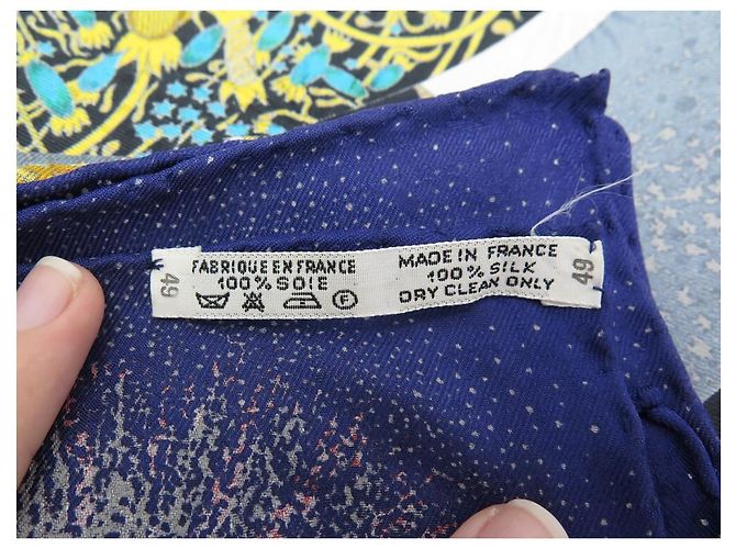 Hermès SCIARPA QUADRATA HERMES FUOCHI D'ARTIFICIO 90 SPILLA IN SETA DUCHENE SCIARPA IN SETA BLU Blu navy - vista 10
