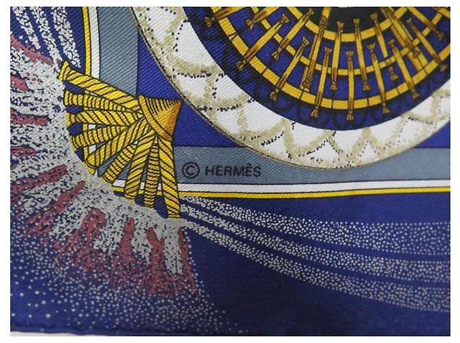Hermès SCIARPA QUADRATA HERMES FUOCHI D'ARTIFICIO 90 SPILLA IN SETA DUCHENE SCIARPA IN SETA BLU Blu navy - vista 5