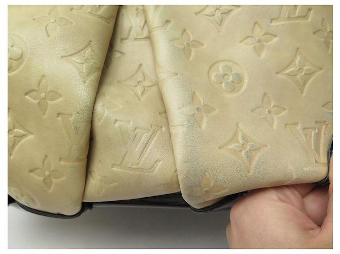 LOUIS VUITTON STEPHEN SPROUSE BOSTON BORSA A MANO MONOGRAM IN PELLE EMPREINTE Beige - vista 13