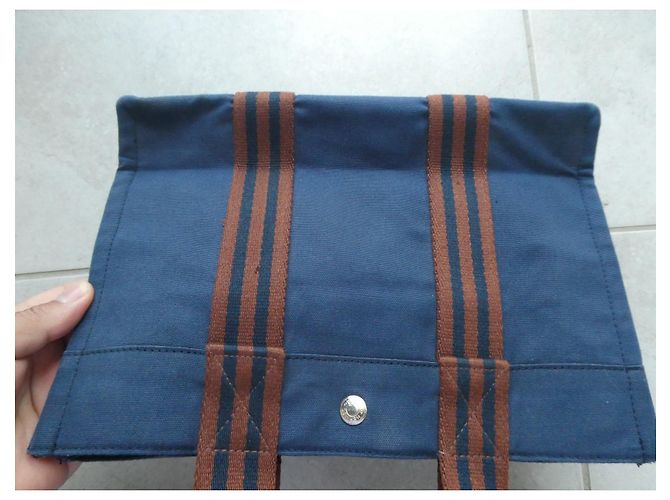 Hermès Handtasche Modell toto in neuwertigem Zustand einmal getragen Marineblau - Ansicht 4