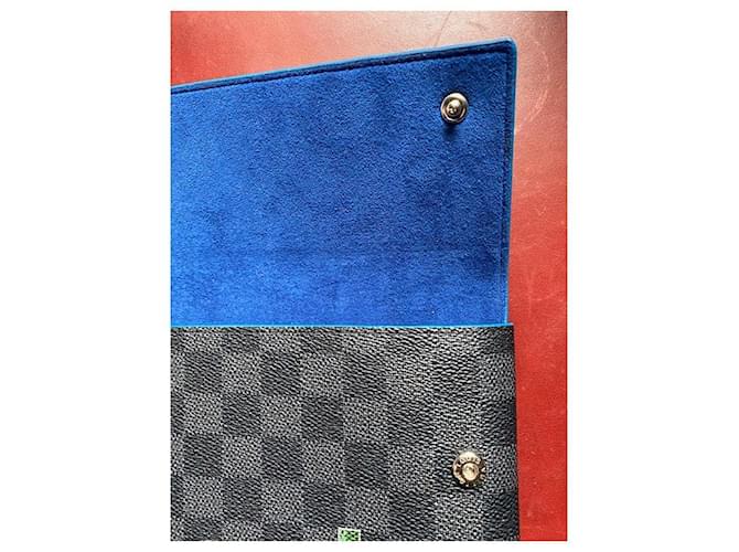 Louis Vuitton Busta Alpha GM Nero - vista 6