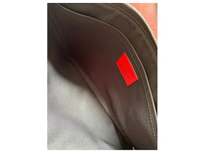 Louis Vuitton sacchetto per4  multi-tasca Marrone - vista 6