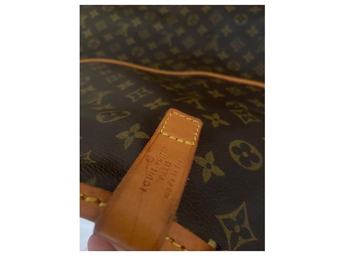 Louis Vuitton Housse Porte Marron Cuir - vue 4