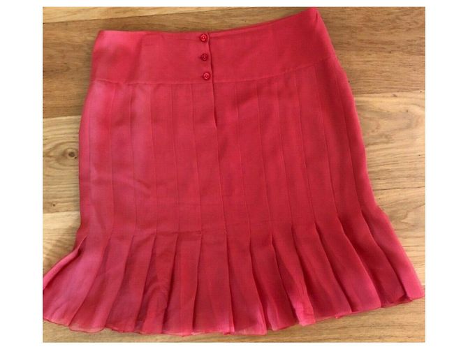 Falda Chanel de seda roja - vista 5