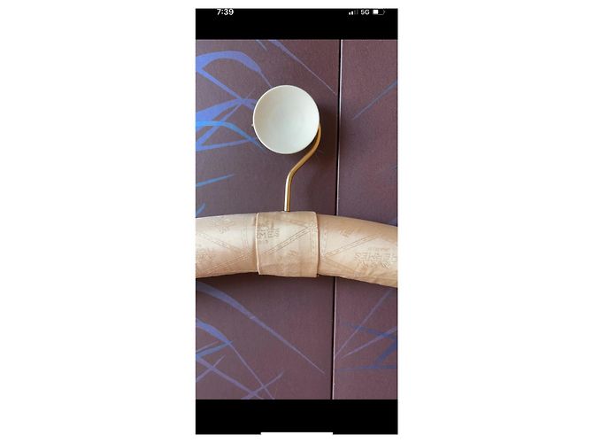 Percha Hermès de seda beige - vista 2