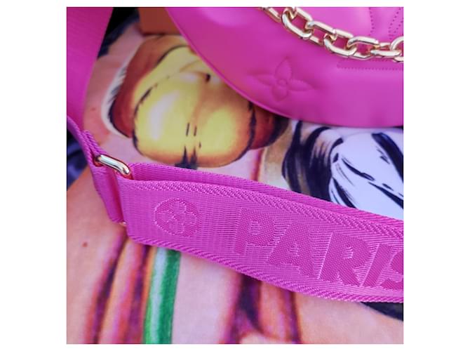 Louis Vuitton oltre la Luna Rosa - vista 3