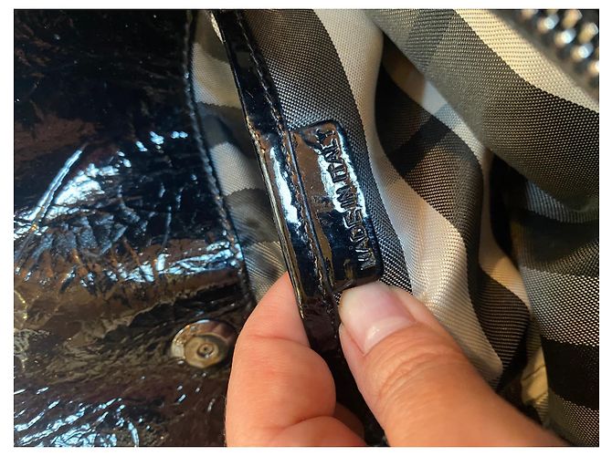 Autre Marque Borsa Burberry in vernice nera a spalla Nero - vista 8