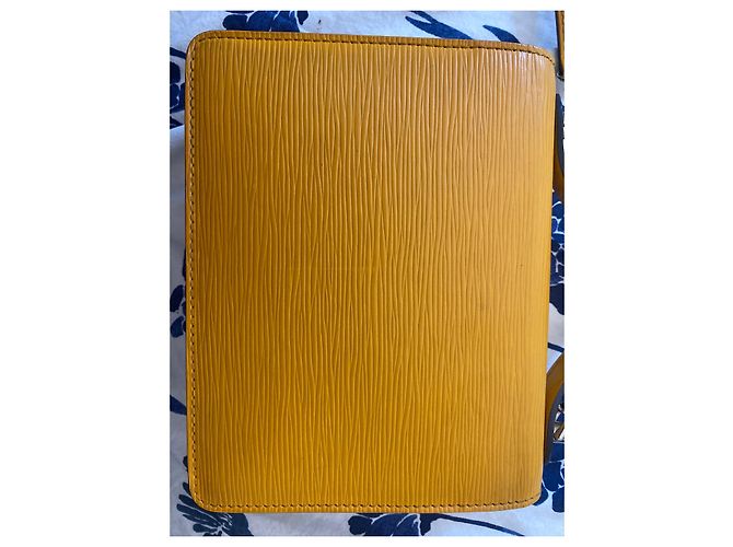 Borsa a tracolla Louis Vuitton Monceau in pelle Epi gialla Giallo - vista 15