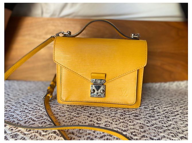 Borsa a tracolla Louis Vuitton Monceau in pelle Epi gialla Giallo - vista 2