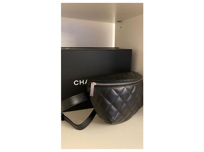Chanel Bolsa de cinto uniforme Preto - vista 4
