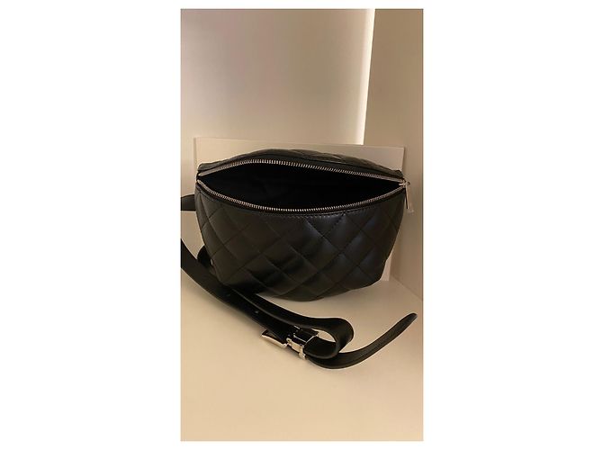 Chanel Bolsa de cinto uniforme Preto - vista 6