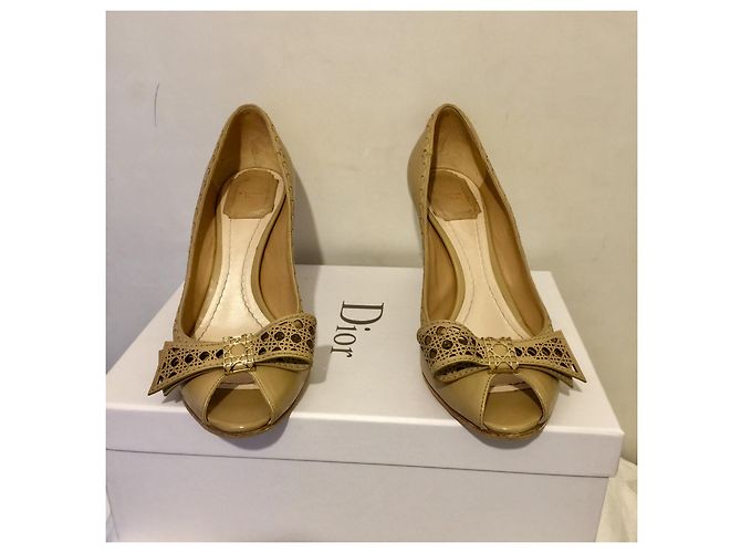 Zapato de salón Peep Toe Clair Cannage beige de Dior - vista 3