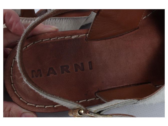 Sandali Marni con cristalli. Marrone Beige - vista 9