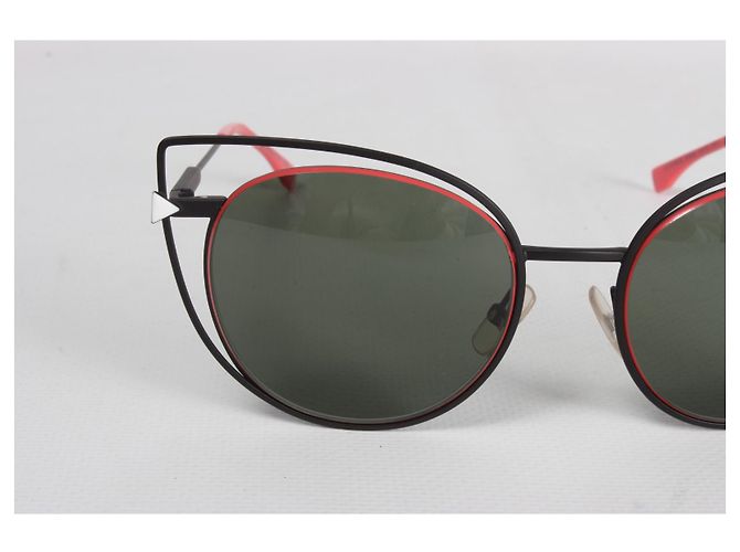 gafas de sol ojo de gato fendi Negro Metálico - vista 2