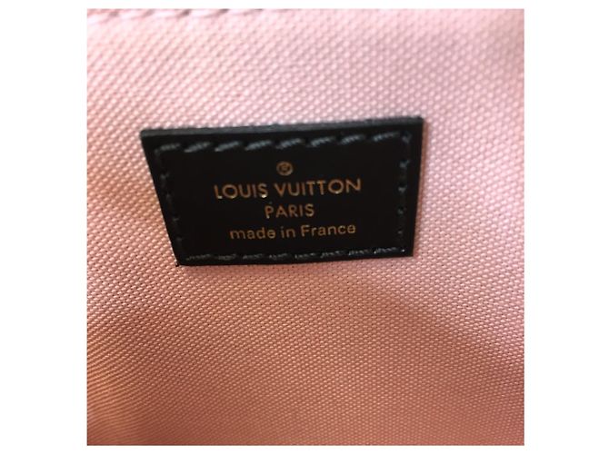Louis Vuitton Alma Nano Owl Monogram Canvas Multicolore - vista 10