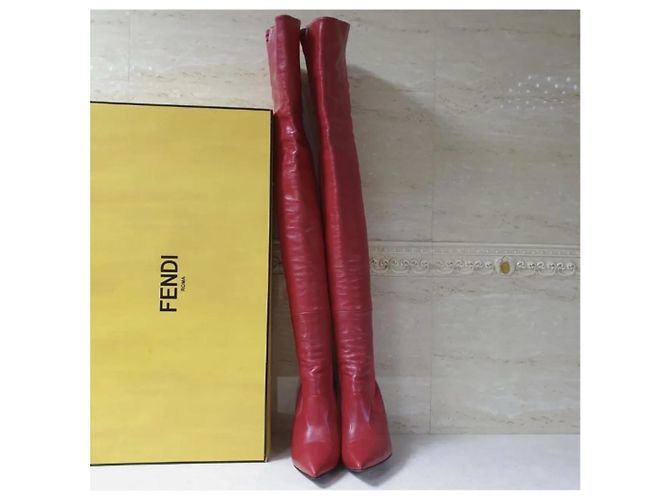 Fendi Rockoko Overknee-Stiefel aus rotem Leder Bordeaux - Ansicht 2