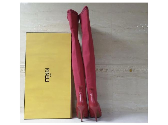 Fendi Rockoko Overknee-Stiefel aus rotem Leder Bordeaux - Ansicht 5