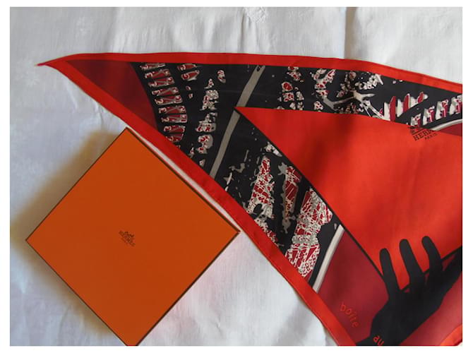 Hermès Triángulo "CAJA VOLADORA" Multicolor - vista 4