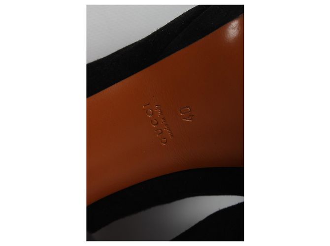 Sandali Gucci in scamosciato nero - vista 9